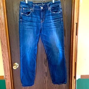 Slouchy boyfriend jeans from American Eagle